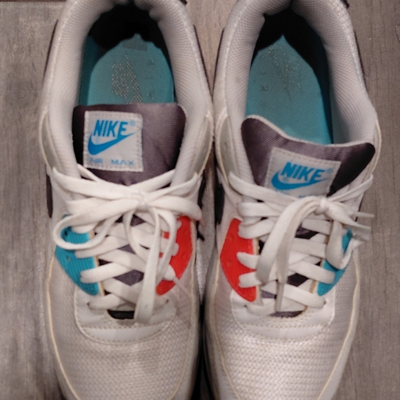 Nike Air Max 90 - Picture 4 of 7